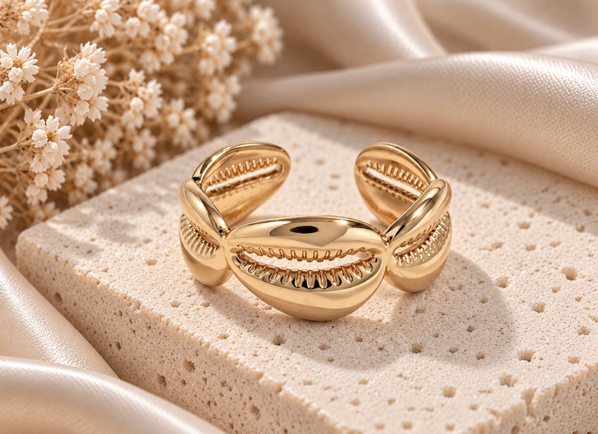 cowrie ring