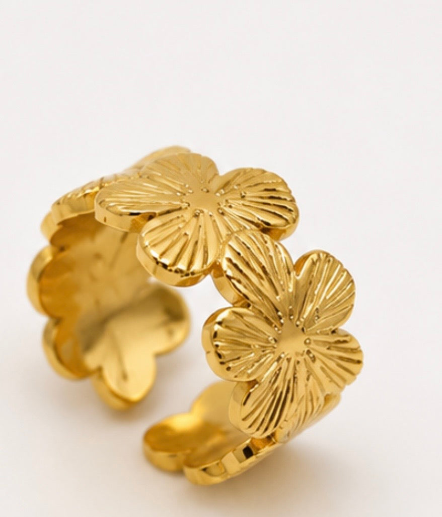 hibiscus ring