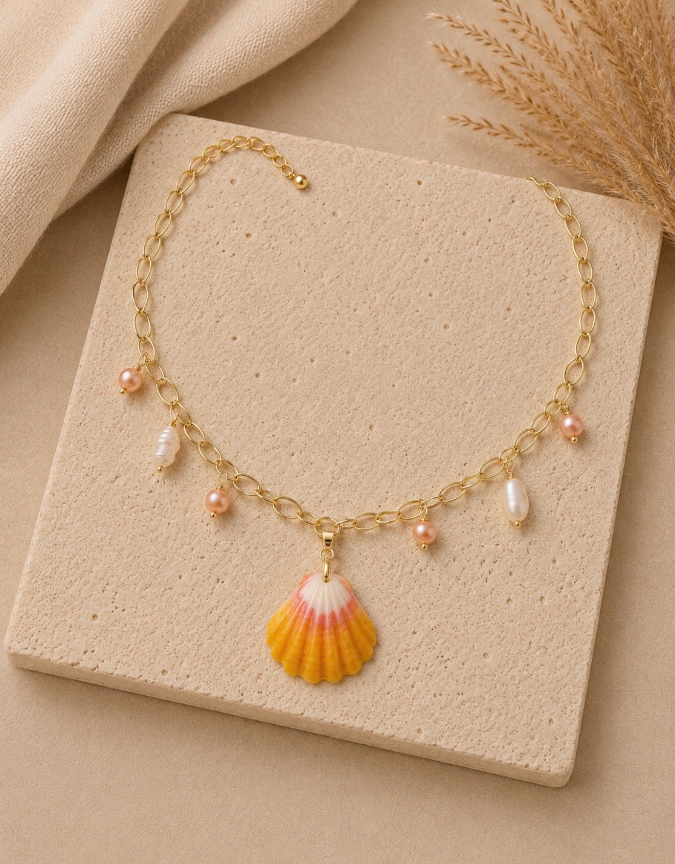 rose rise necklace