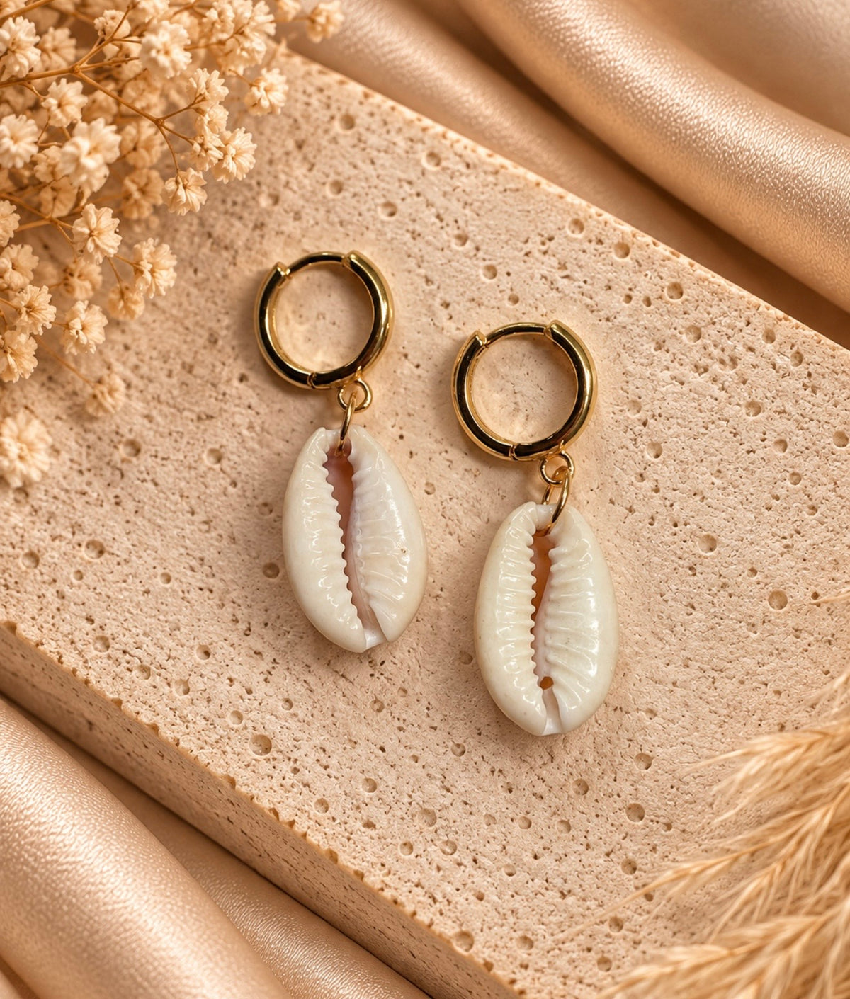 gold ring kauri huggies