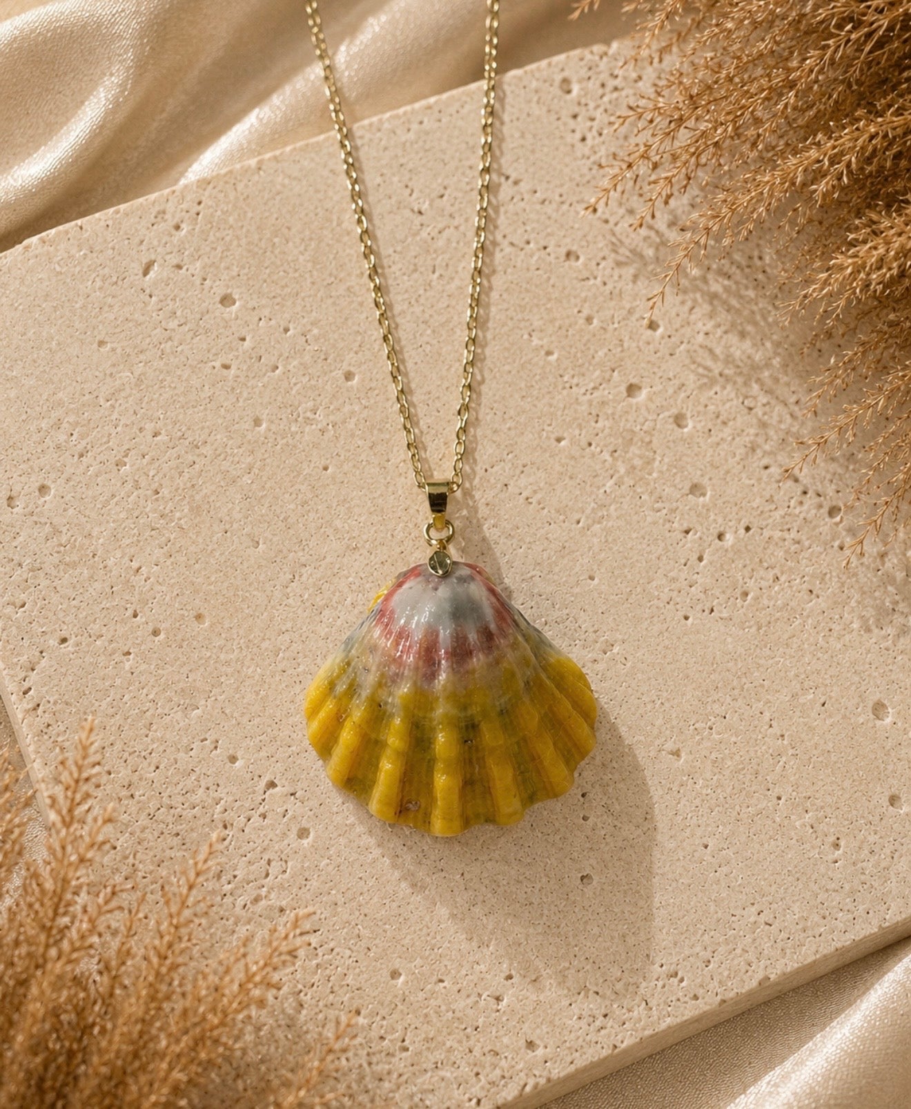 solo sunnie necklace