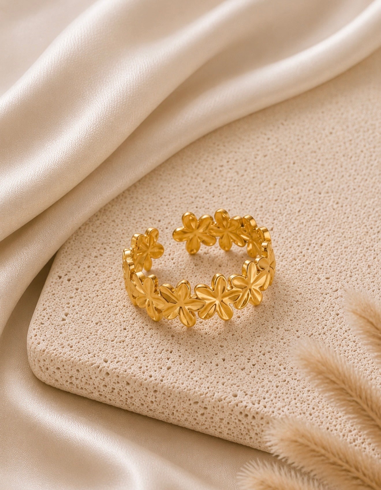 mini plumeria ring