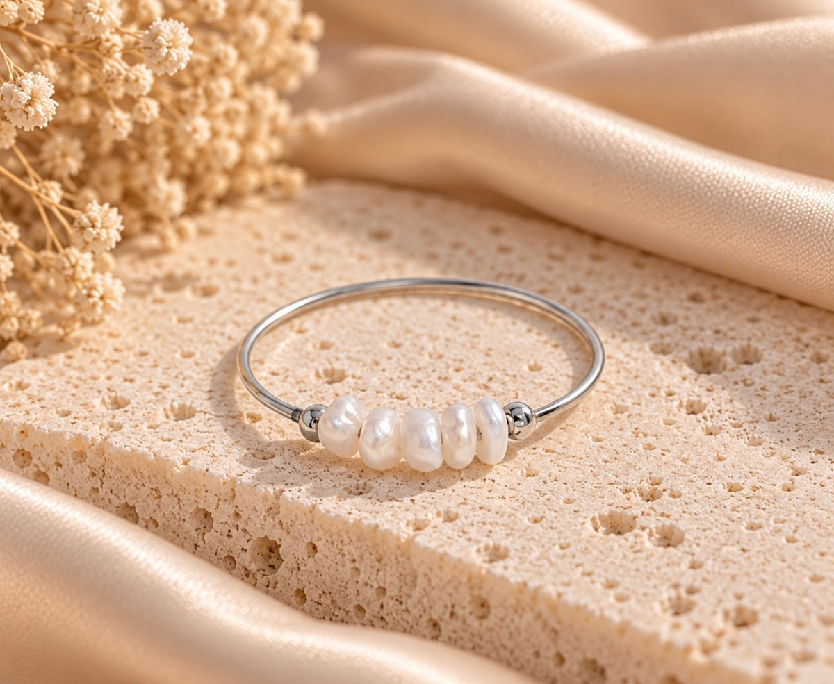 pearlie girlie ring silver