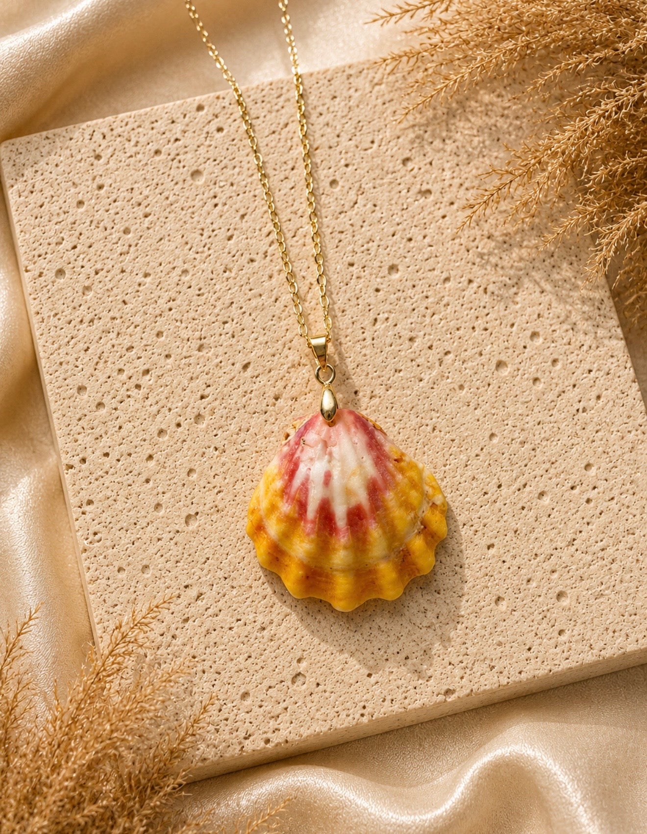 solo sunnie necklace