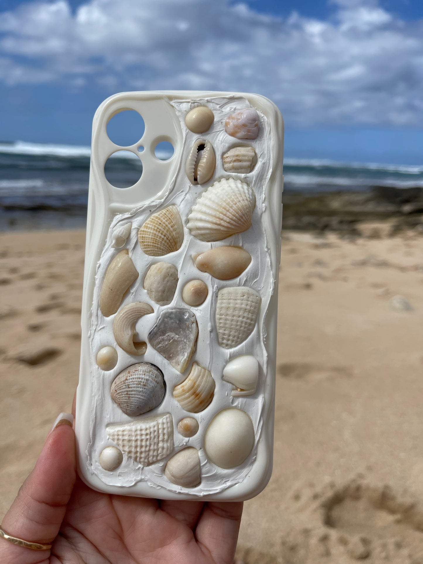 "anela" phone case