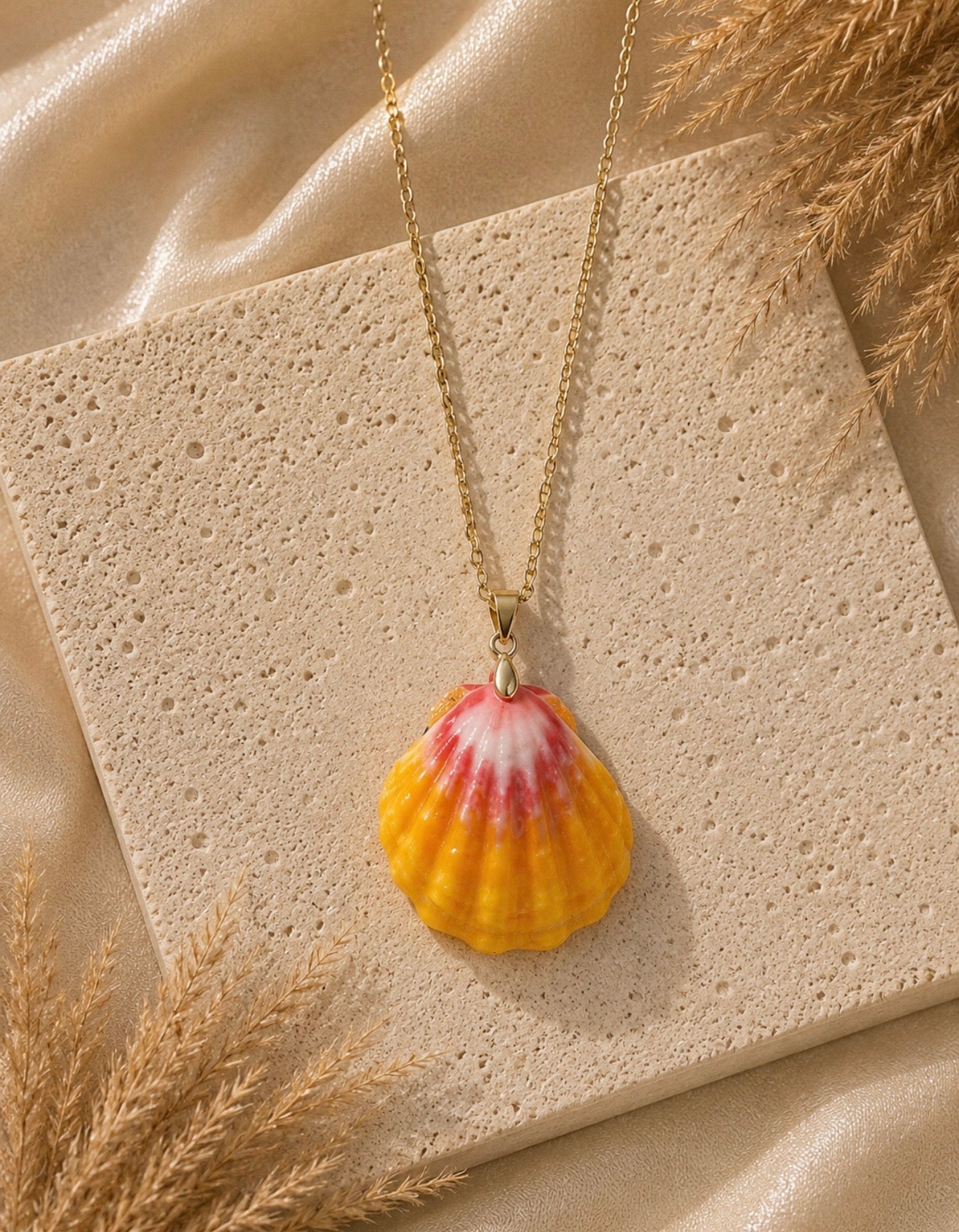 solo sunnie necklace