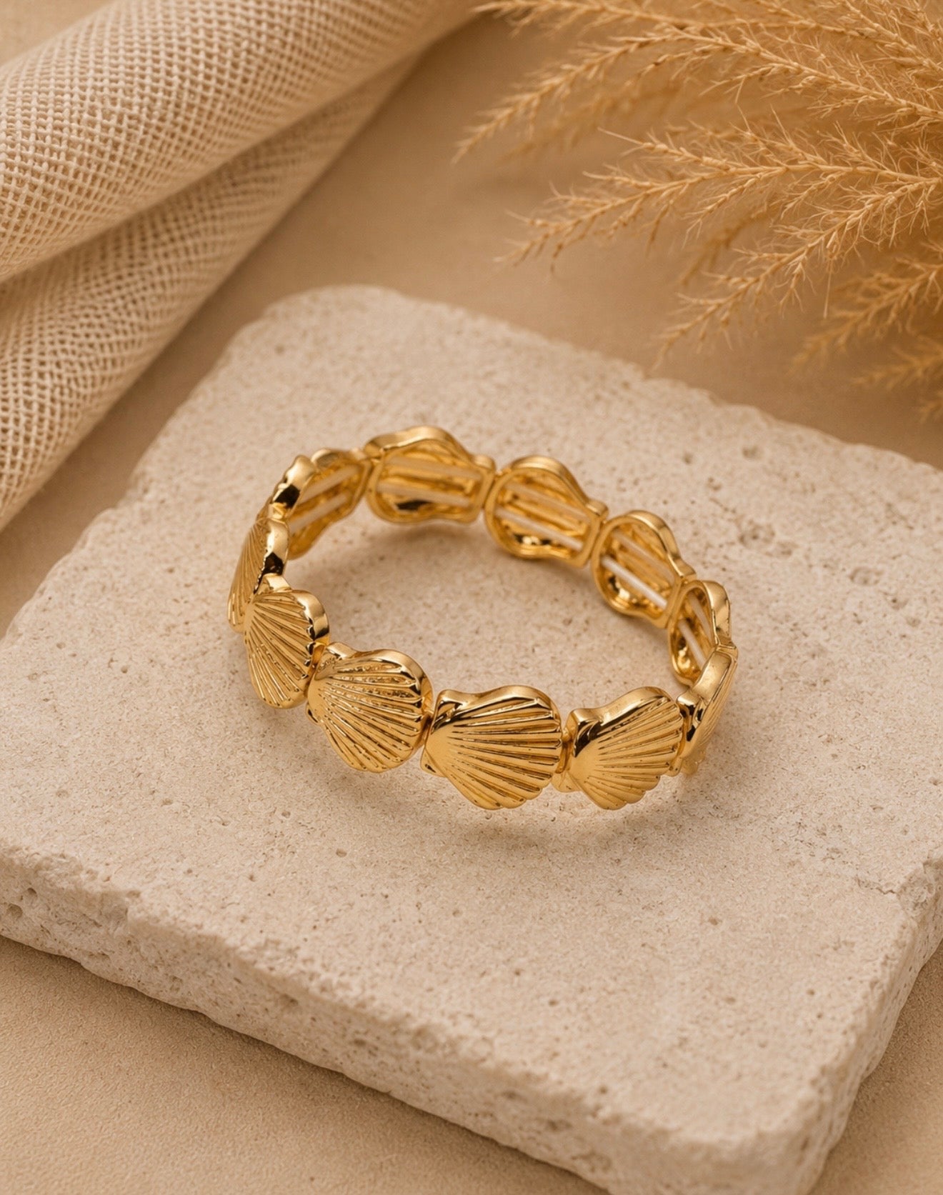 scallop bracelet