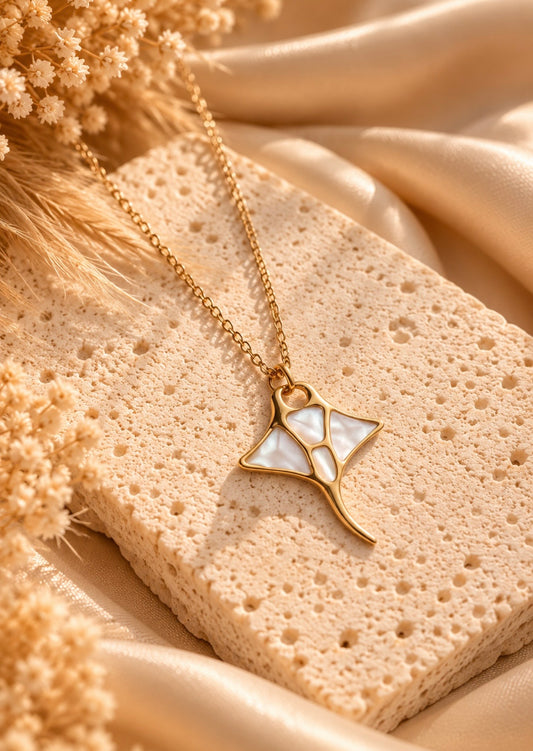 manta ray necklace