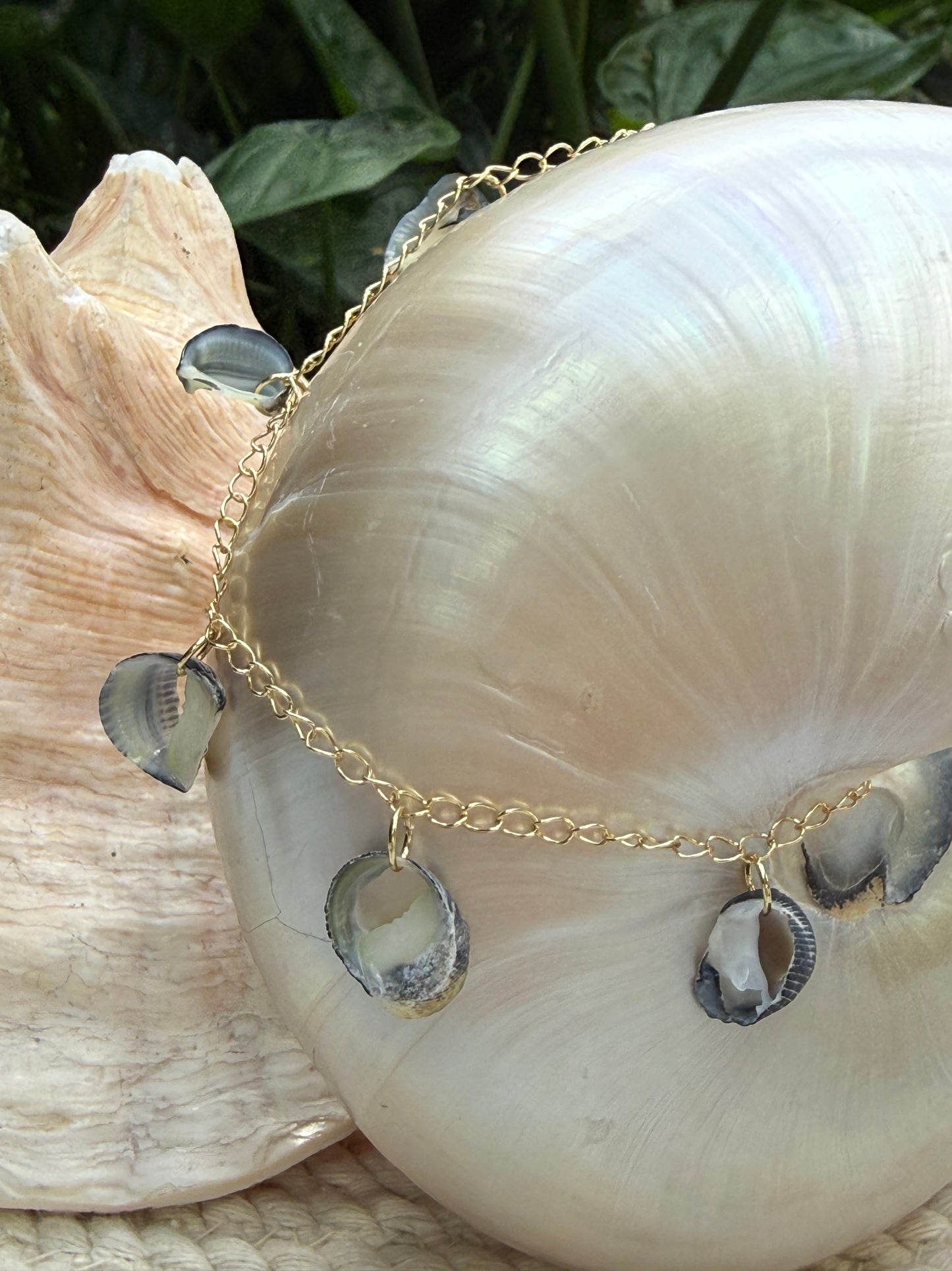 Kūpe’e Anklet