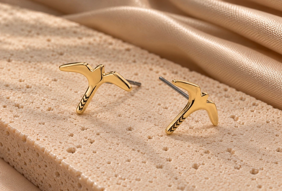 golden 'iwa studs