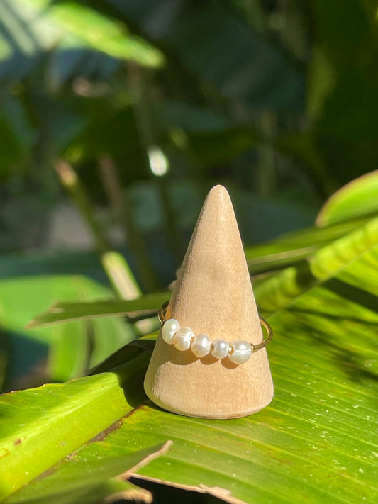 pearlie girlie ring