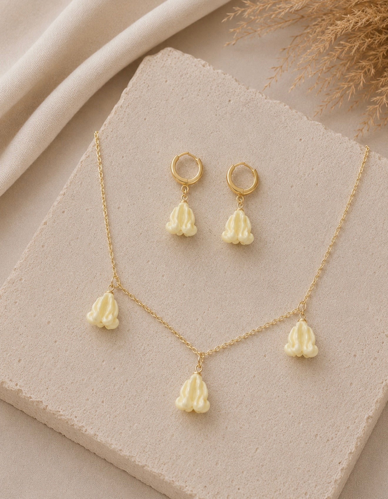 White Crown Collection