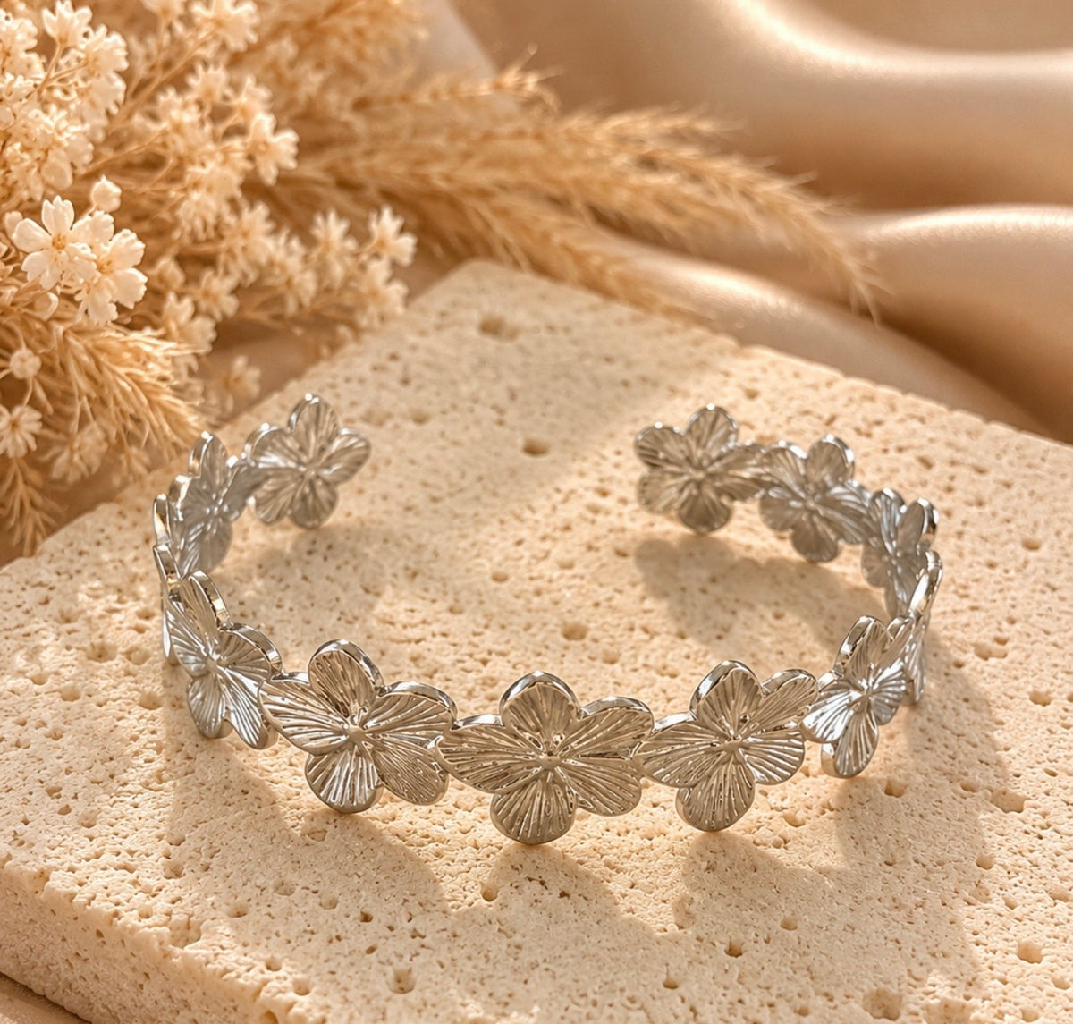 hibiscus cuff silver