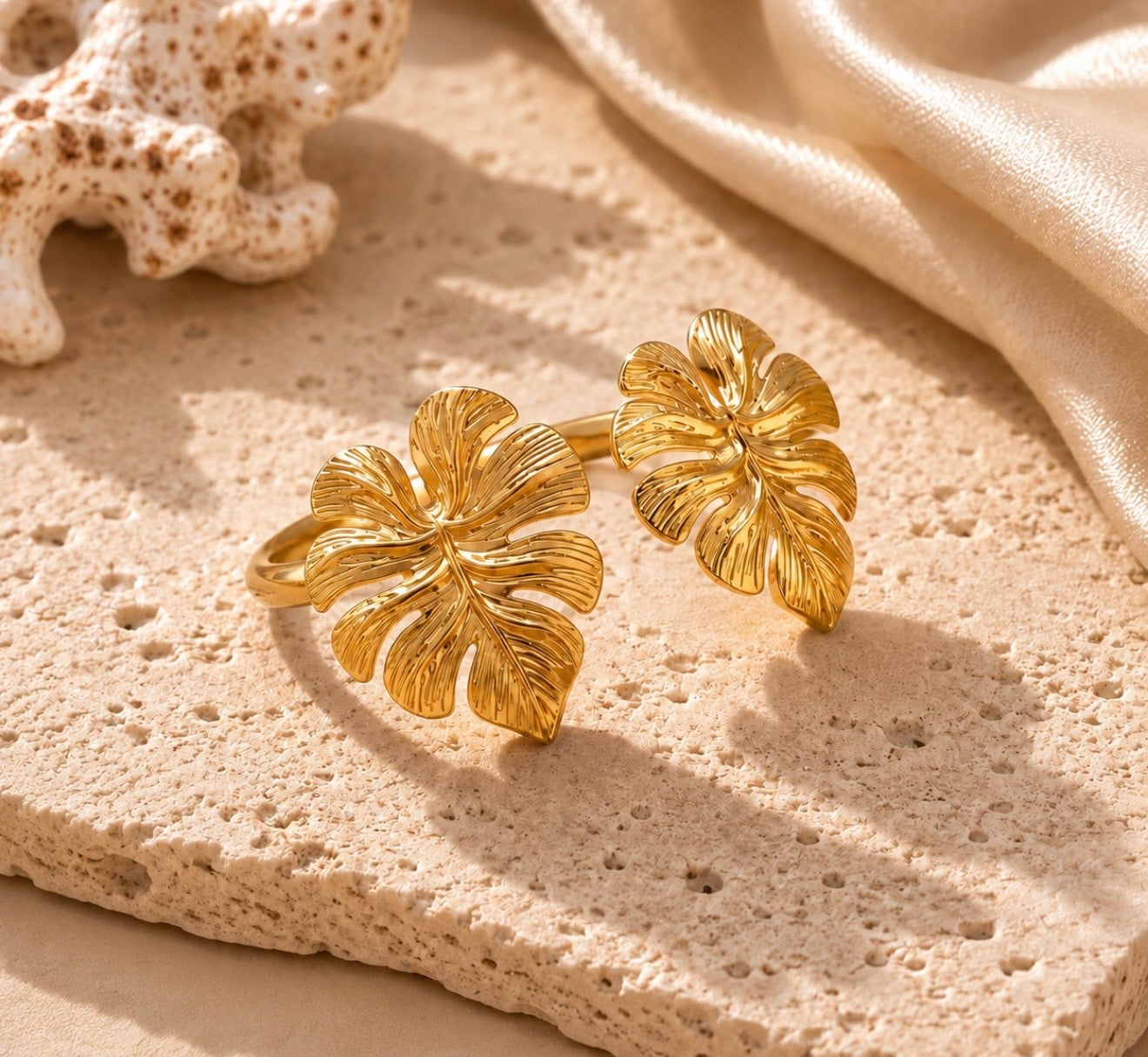 monstera cuff