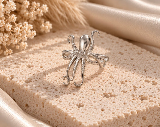 he'e ring silver