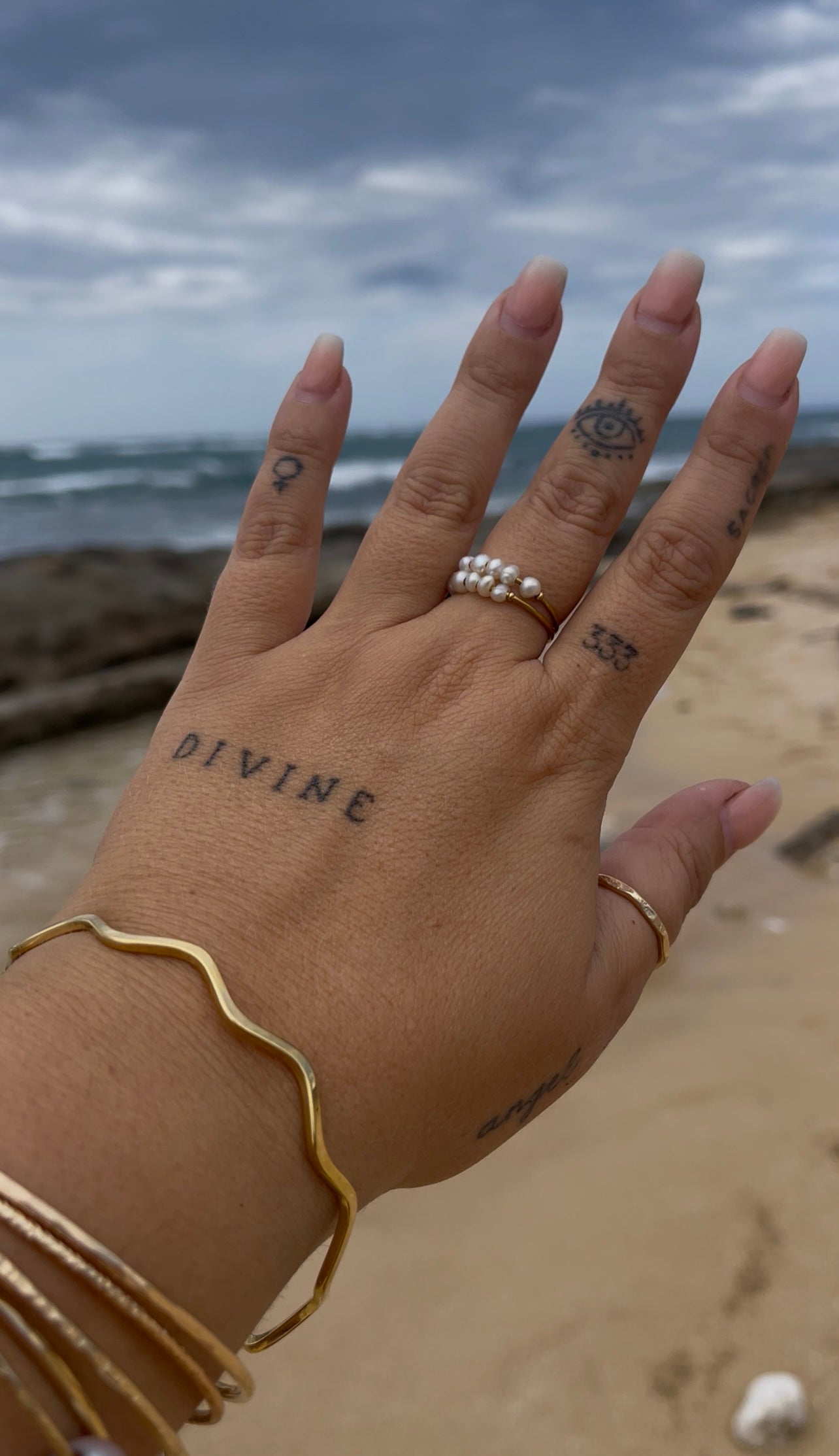wave bangle