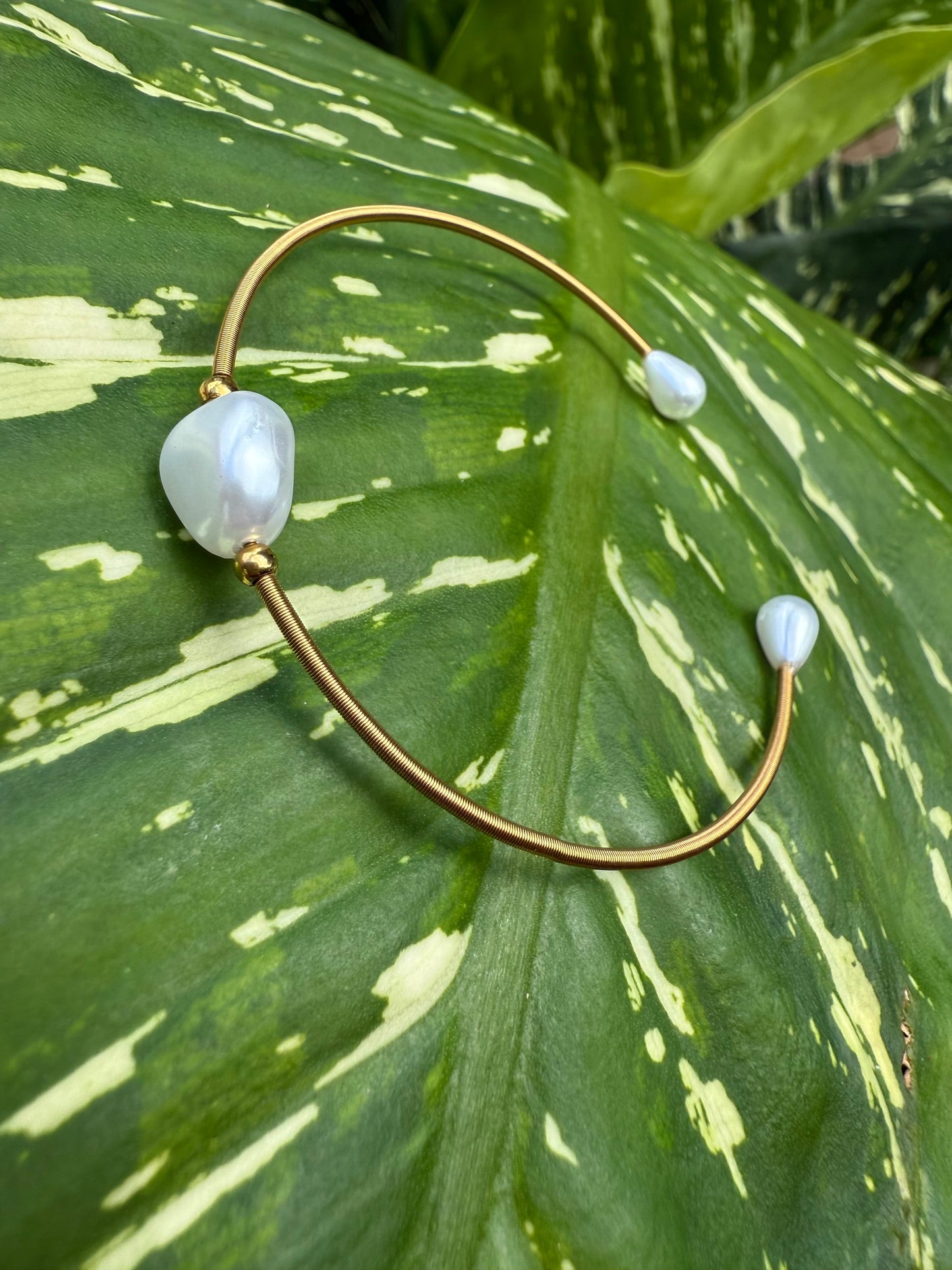 golden ripple bangle