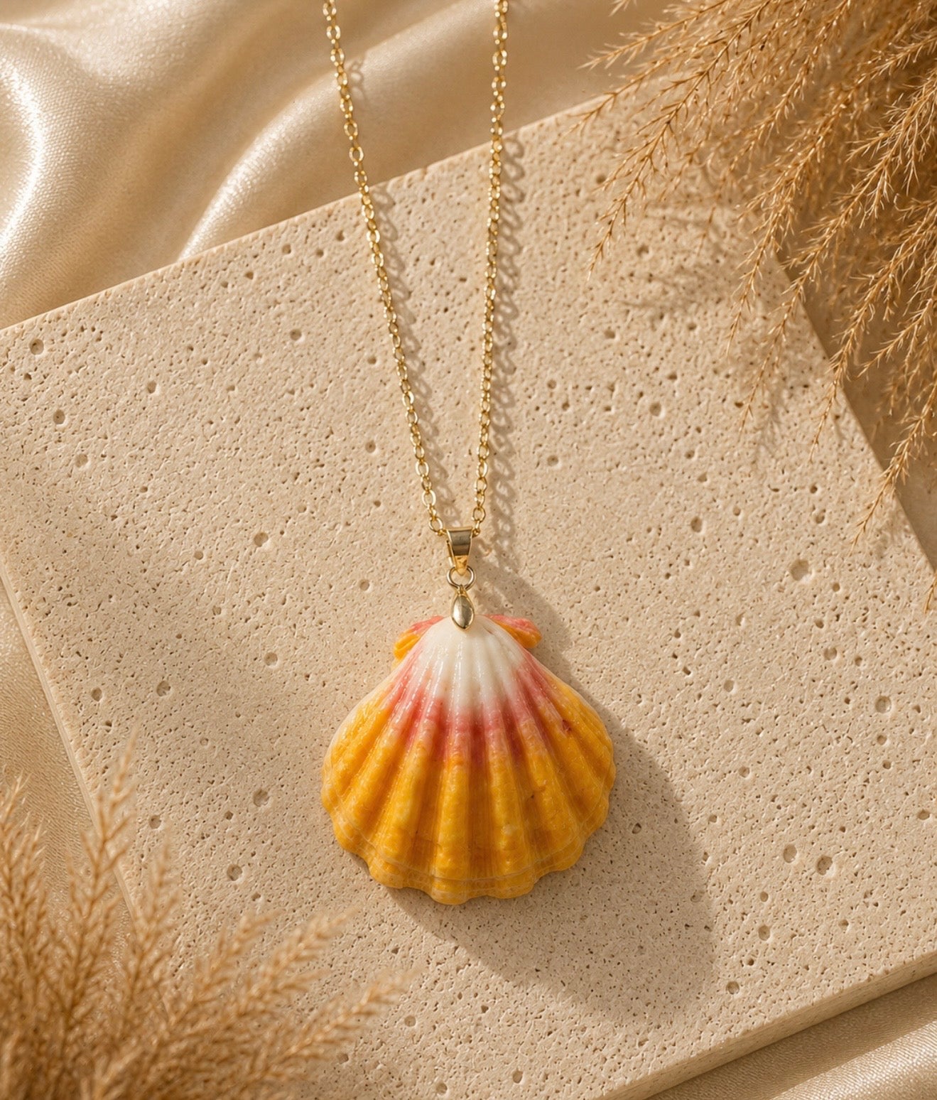 solo sunnie necklace